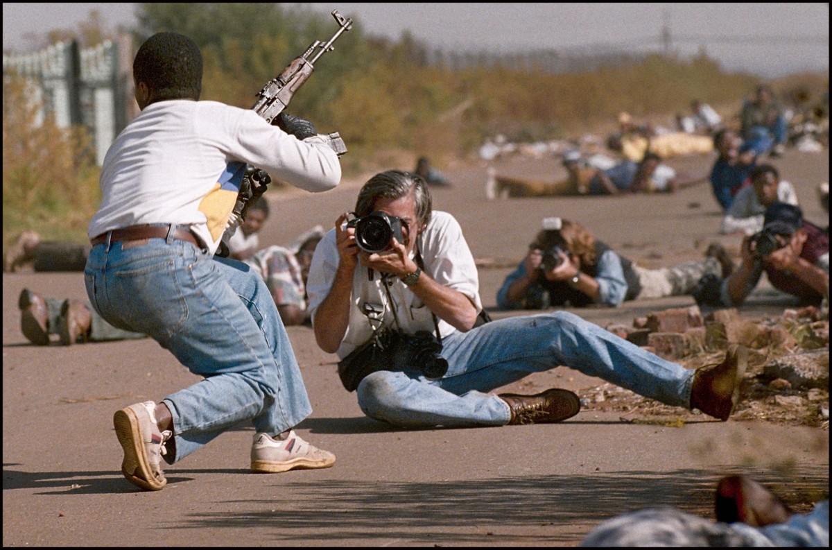 Ethics In War Photojournalism and the Moral Issue of Photojournalists